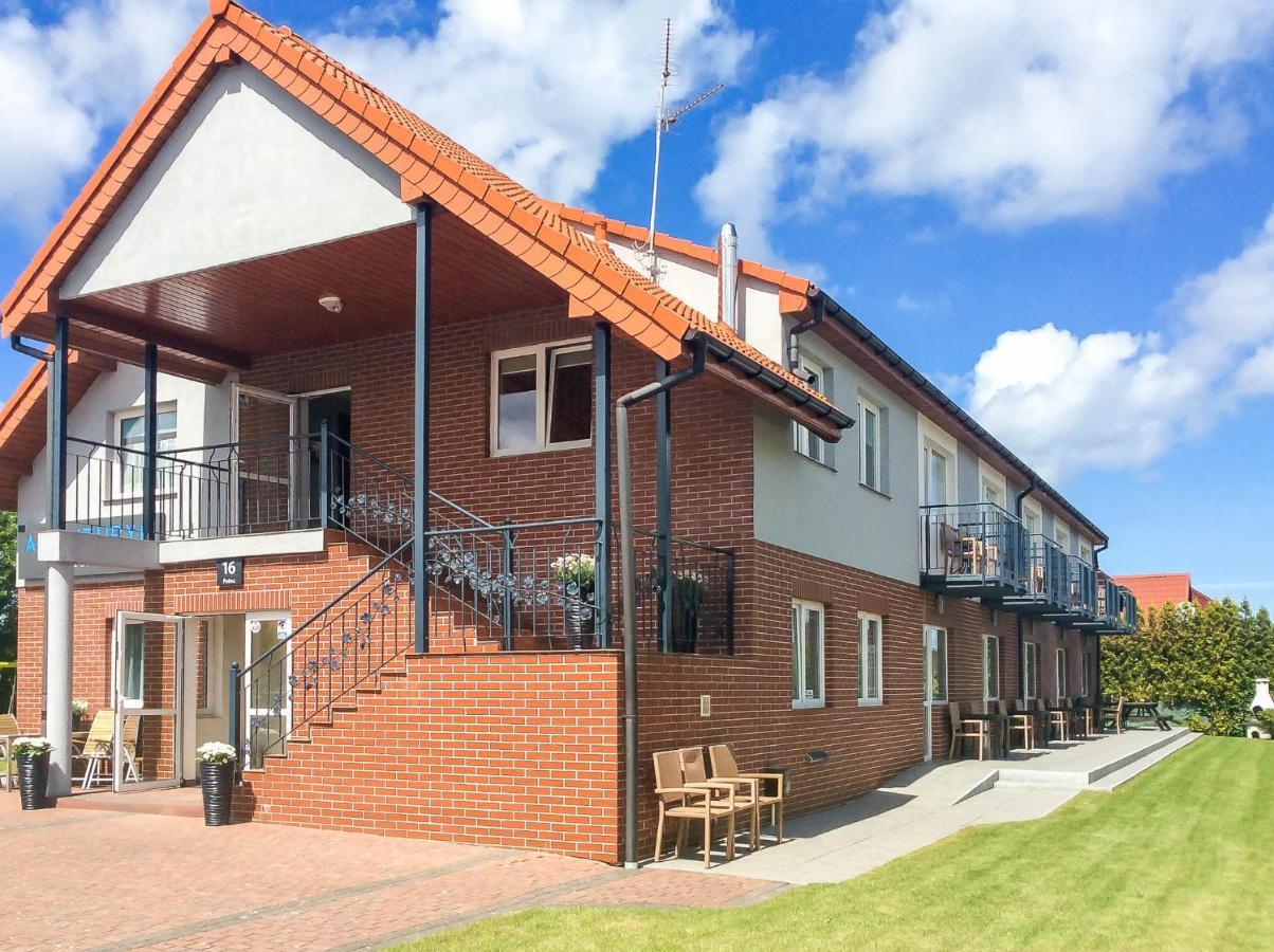Awenturyn - Pokoje Apartamenty Noclegi Grzybowo Grzybowo  Extérieur photo