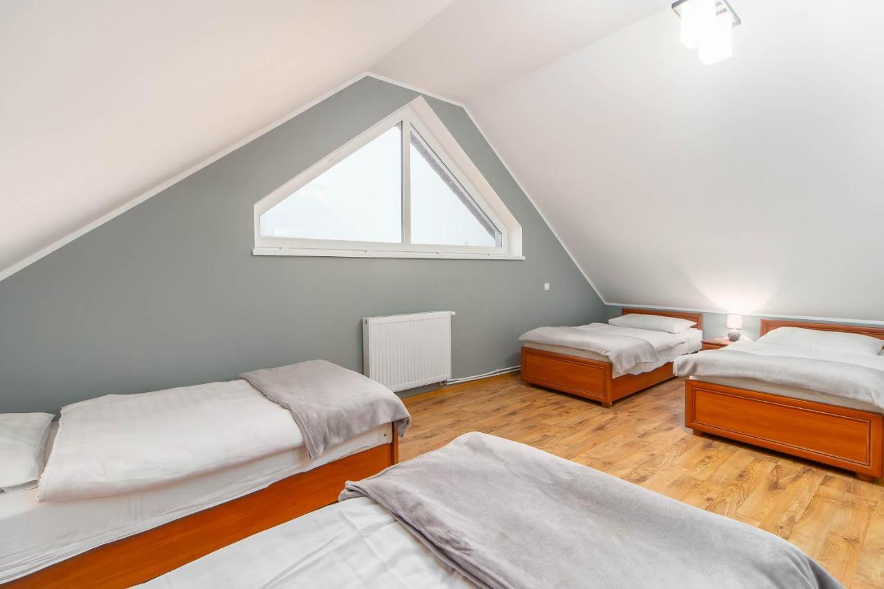 Awenturyn - Pokoje Apartamenty Noclegi Grzybowo Grzybowo  Extérieur photo