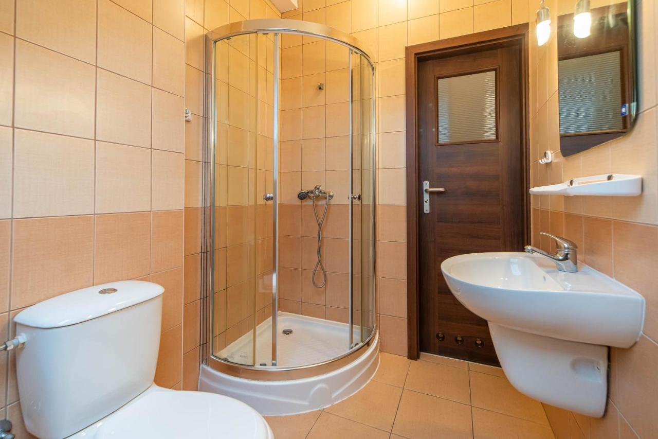 Awenturyn - Pokoje Apartamenty Noclegi Grzybowo Grzybowo  Extérieur photo