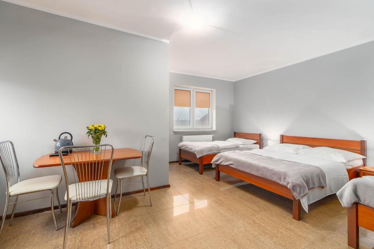 Awenturyn - Pokoje Apartamenty Noclegi Grzybowo Grzybowo  Extérieur photo