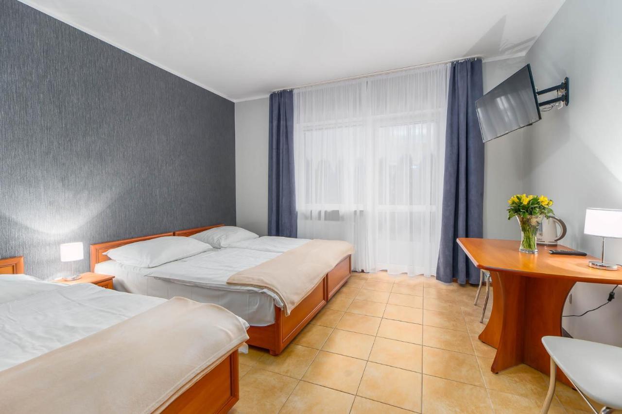 Awenturyn - Pokoje Apartamenty Noclegi Grzybowo Grzybowo  Extérieur photo