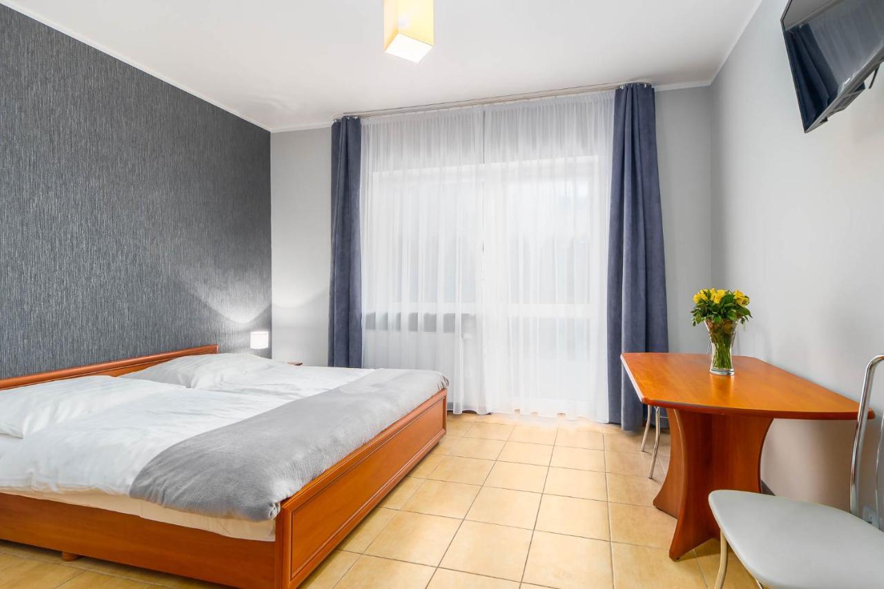 Awenturyn - Pokoje Apartamenty Noclegi Grzybowo Grzybowo  Extérieur photo