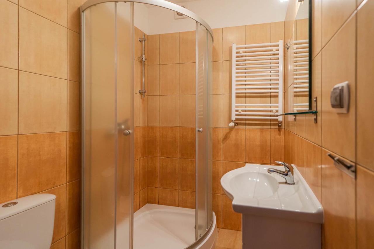 Awenturyn - Pokoje Apartamenty Noclegi Grzybowo Grzybowo  Extérieur photo