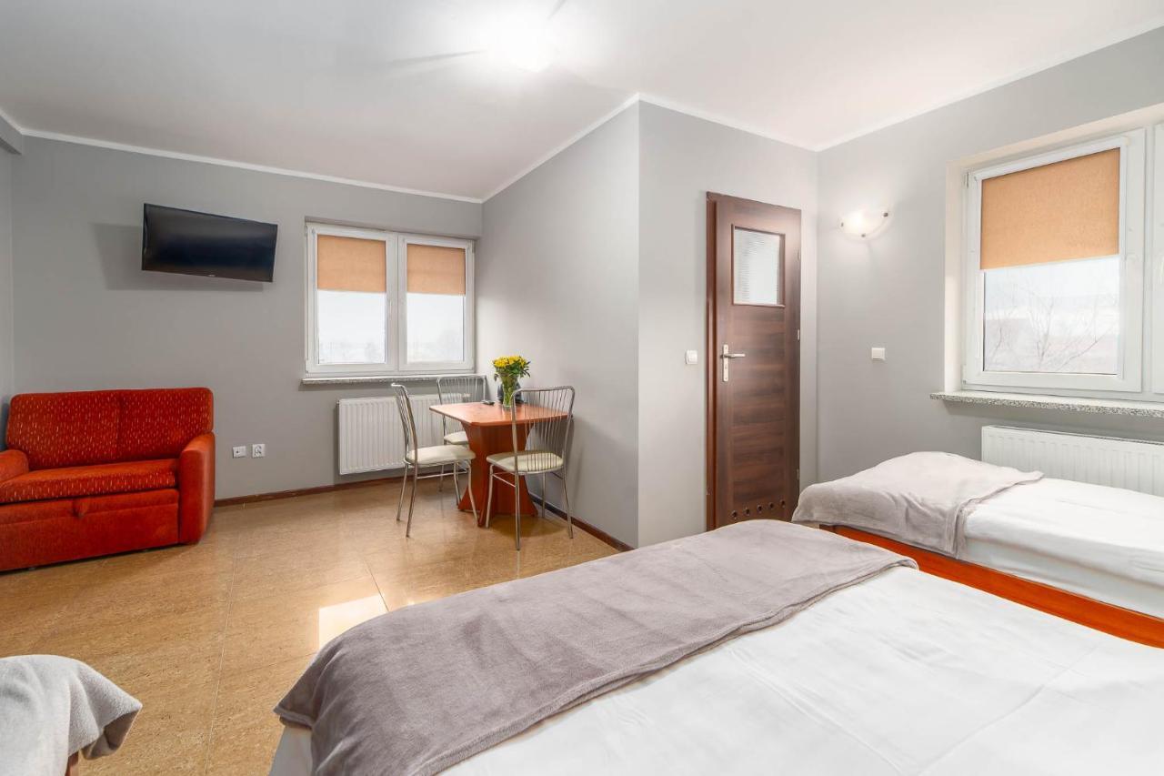 Awenturyn - Pokoje Apartamenty Noclegi Grzybowo Grzybowo  Extérieur photo