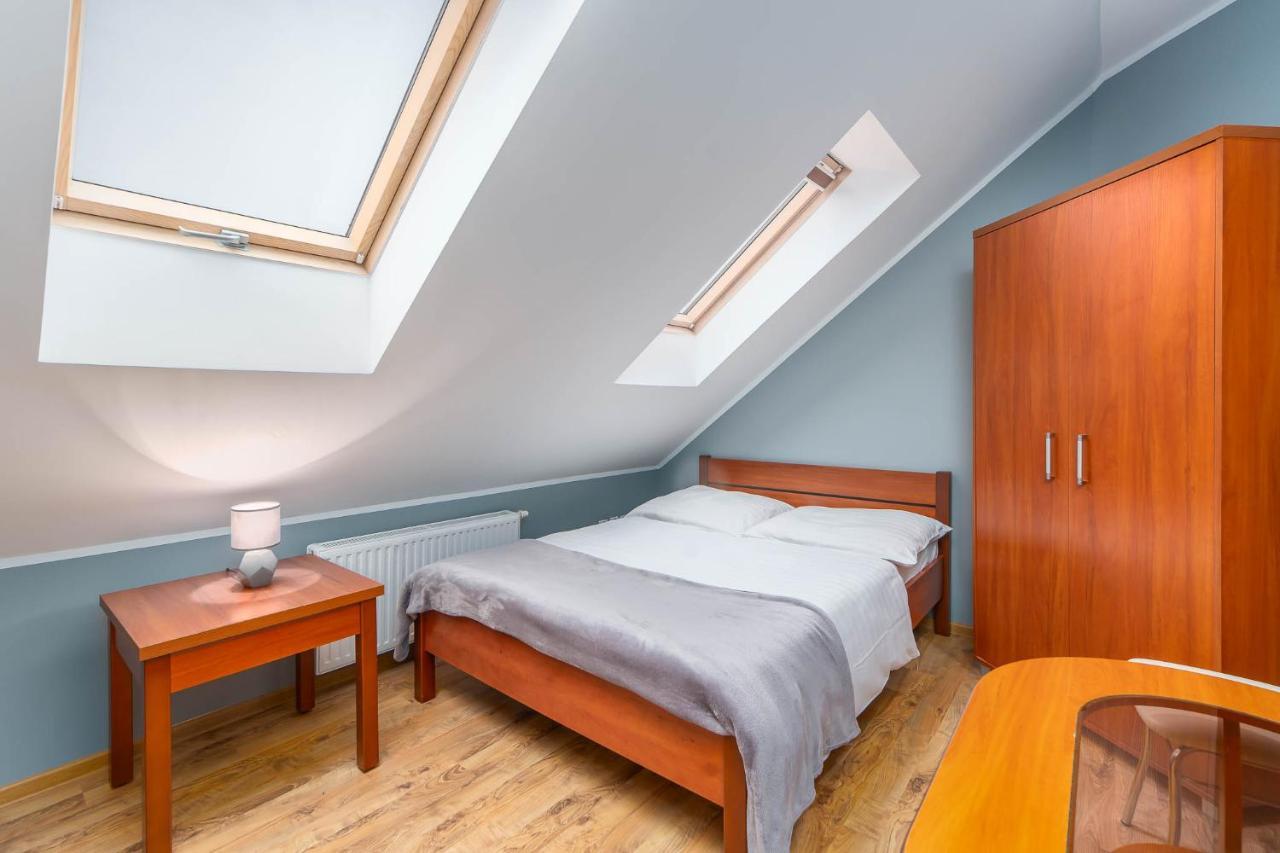 Awenturyn - Pokoje Apartamenty Noclegi Grzybowo Grzybowo  Extérieur photo