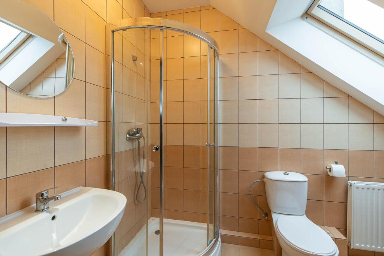 Awenturyn - Pokoje Apartamenty Noclegi Grzybowo Grzybowo  Extérieur photo